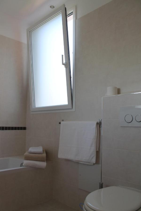 Agreable 3 Pieces Climatise Avec Vue Mer Et Parking Villefranche-sur-Mer Kültér fotó