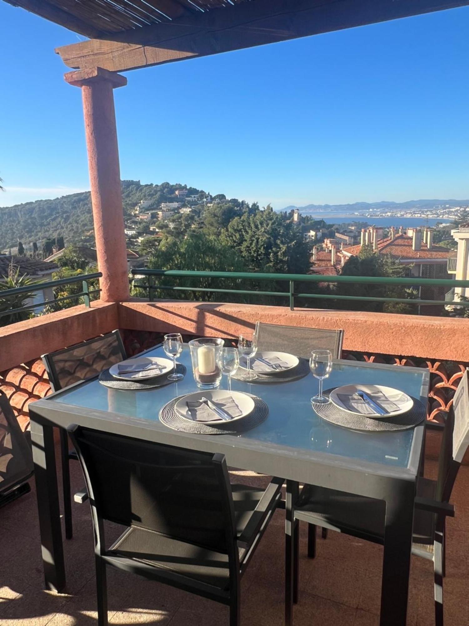 Agreable 3 Pieces Climatise Avec Vue Mer Et Parking Villefranche-sur-Mer Kültér fotó