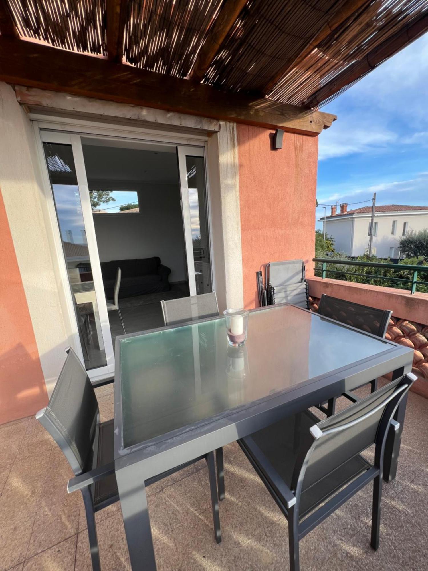 Agreable 3 Pieces Climatise Avec Vue Mer Et Parking Villefranche-sur-Mer Kültér fotó