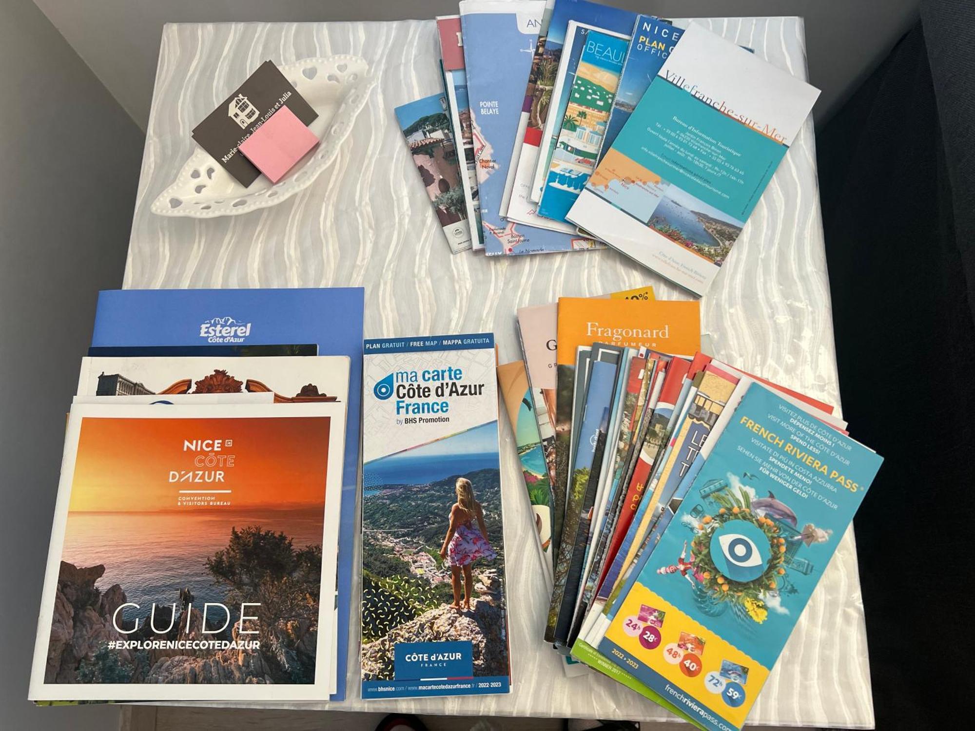 Agreable 3 Pieces Climatise Avec Vue Mer Et Parking Villefranche-sur-Mer Kültér fotó