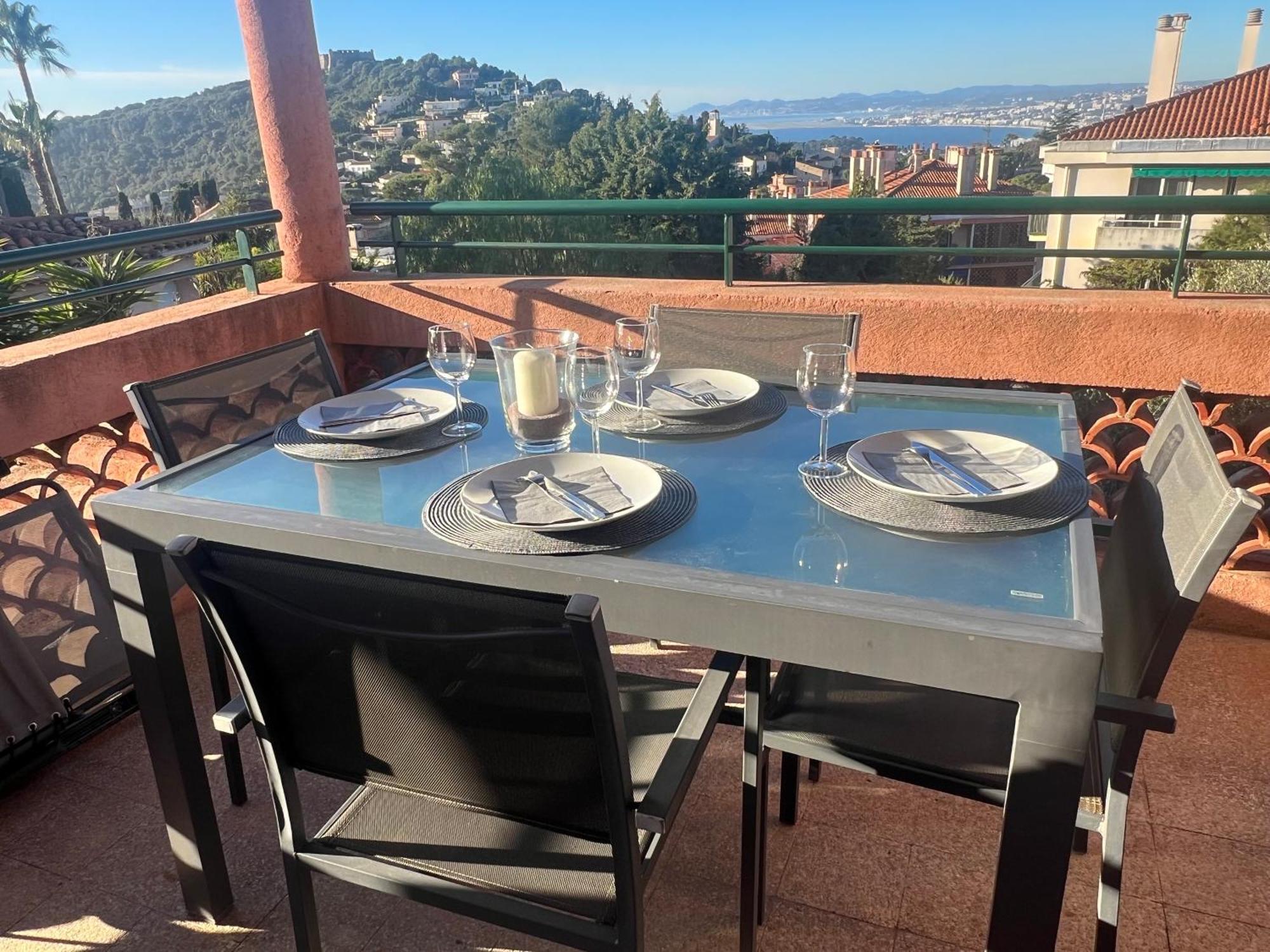 Agreable 3 Pieces Climatise Avec Vue Mer Et Parking Villefranche-sur-Mer Kültér fotó